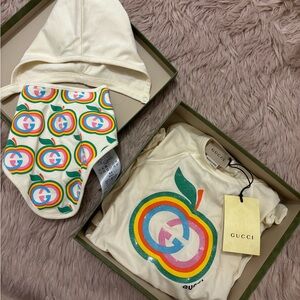 GUCCI Kids Interlocking G Apple Print Set - NEW WITH TAGS